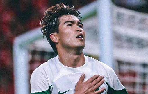 球探体育比分-【中超】李磊伤退乃比江首球 蓉城0比1国安赛季首败